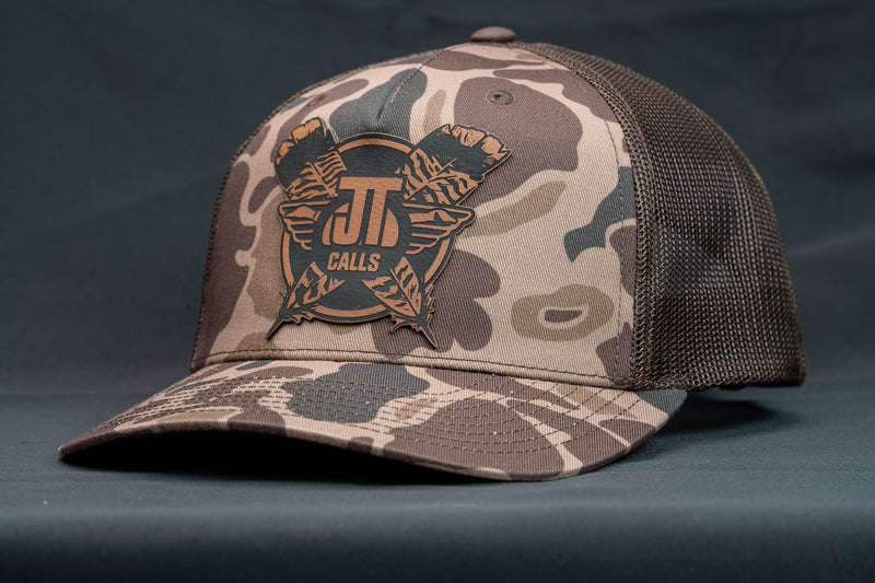 Load image into Gallery viewer, Old School Camo Snapback
