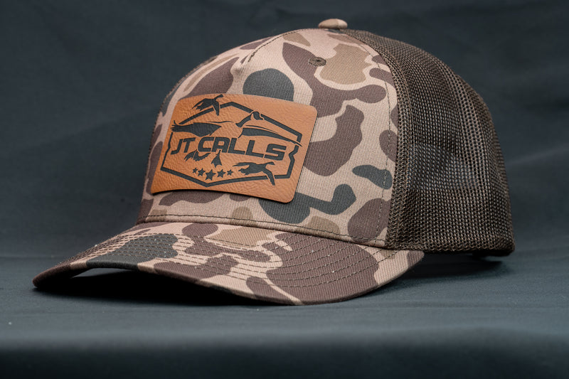 Load image into Gallery viewer, Old School Camo Snapback
